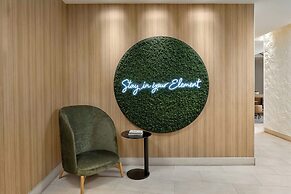 Element Vancouver Metrotown