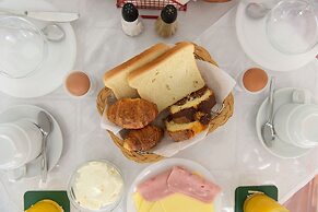 Trianta Hotel Apartments