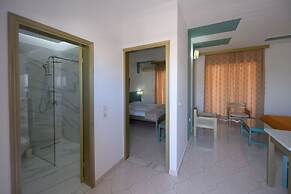Trianta Hotel Apartments