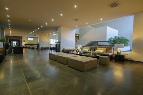 Hotel Oasis Salinas Sea