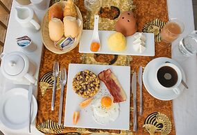 Hotel Oasis Salinas Sea