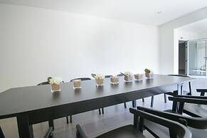 Hotel Oasis Salinas Sea