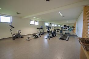 Hotel Oasis Salinas Sea