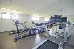 Hotel Oasis Salinas Sea