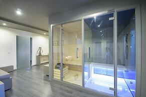 Hotel Oasis Salinas Sea