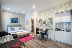 Monza City Rooms & Studios