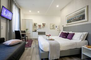 Monza City Rooms & Studios