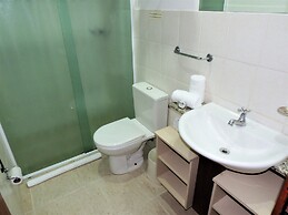 Mondrian Suite Hotel