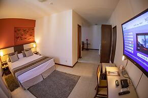 Mondrian Suite Hotel