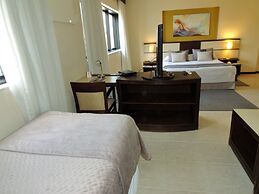 Mondrian Suite Hotel