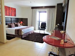 Mondrian Suite Hotel