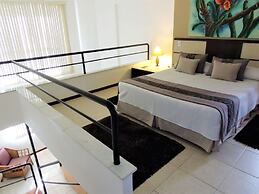 Mondrian Suite Hotel