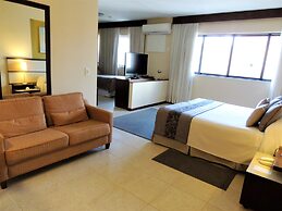 Mondrian Suite Hotel