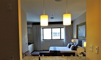 Mondrian Suite Hotel