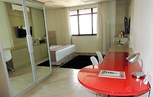 Mondrian Suite Hotel