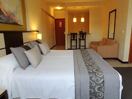 Mondrian Suite Hotel