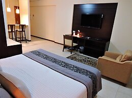 Mondrian Suite Hotel