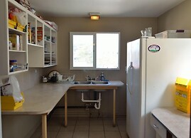 Bent Prop Inn & Hostel Downtown