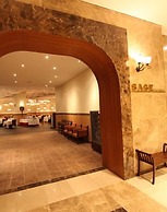 Orient Hotel & Resort