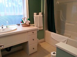 Above The Inlet B&B and Vacation Rental