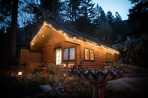 Tranquility Bay Waterfront Inn