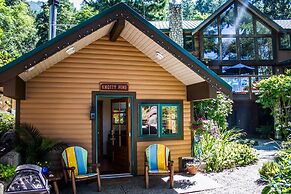 Tranquility Bay Waterfront Inn