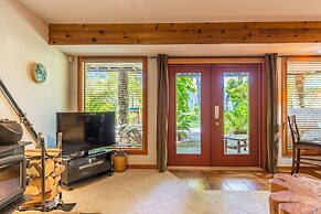 Tranquility Bay Waterfront Inn