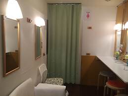 SAKURA GUEST HOUSE OSAKA DOUTONBORI - Hostel