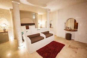 Imperial Cave Suites & Spa