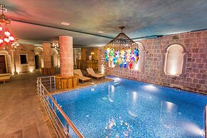 Imperial Cave Suites & Spa