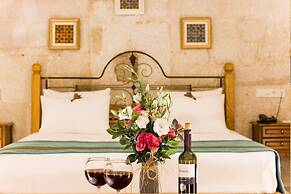 Imperial Cave Suites & Spa