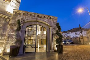 Imperial Cave Suites & Spa