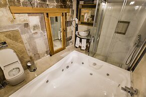 Imperial Cave Suites & Spa