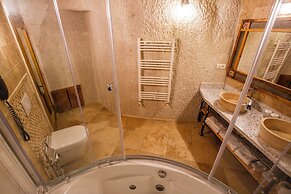 Imperial Cave Suites & Spa