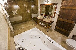 Imperial Cave Suites & Spa