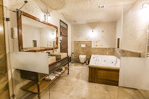 Imperial Cave Suites & Spa