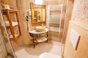 Imperial Cave Suites & Spa