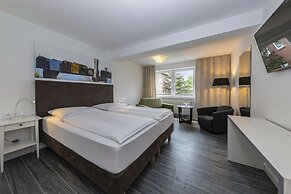 Beach Hotel California
