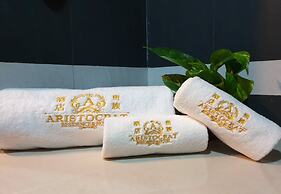 Aristocrat Residence & Hotel