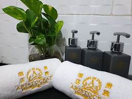 Aristocrat Residence & Hotel