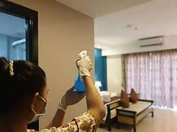 Aristocrat Residence & Hotel