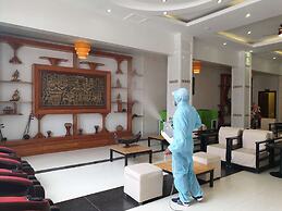 Aristocrat Residence & Hotel