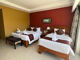 Aristocrat Residence & Hotel