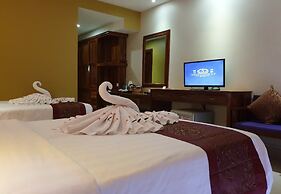 Aristocrat Residence & Hotel