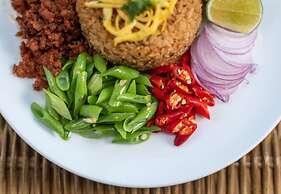 Aristocrat Residence & Hotel