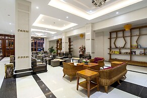 Aristocrat Residence & Hotel