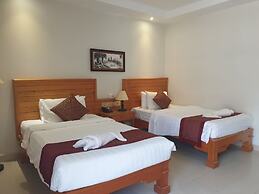 Aristocrat Residence & Hotel