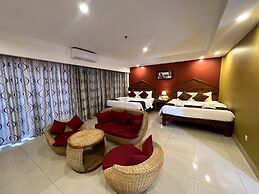 Aristocrat Residence & Hotel