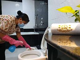 Aristocrat Residence & Hotel