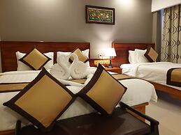 Aristocrat Residence & Hotel